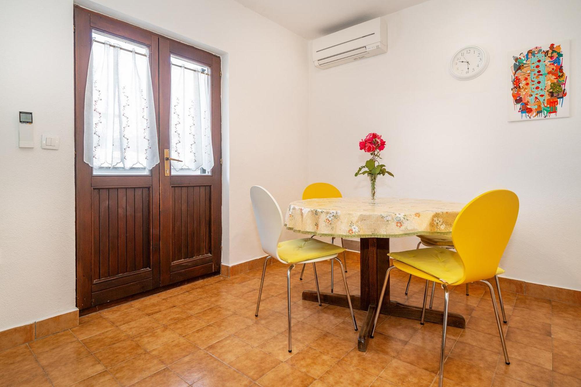 Apartment & Double Room Stanka Башка Экстерьер фото